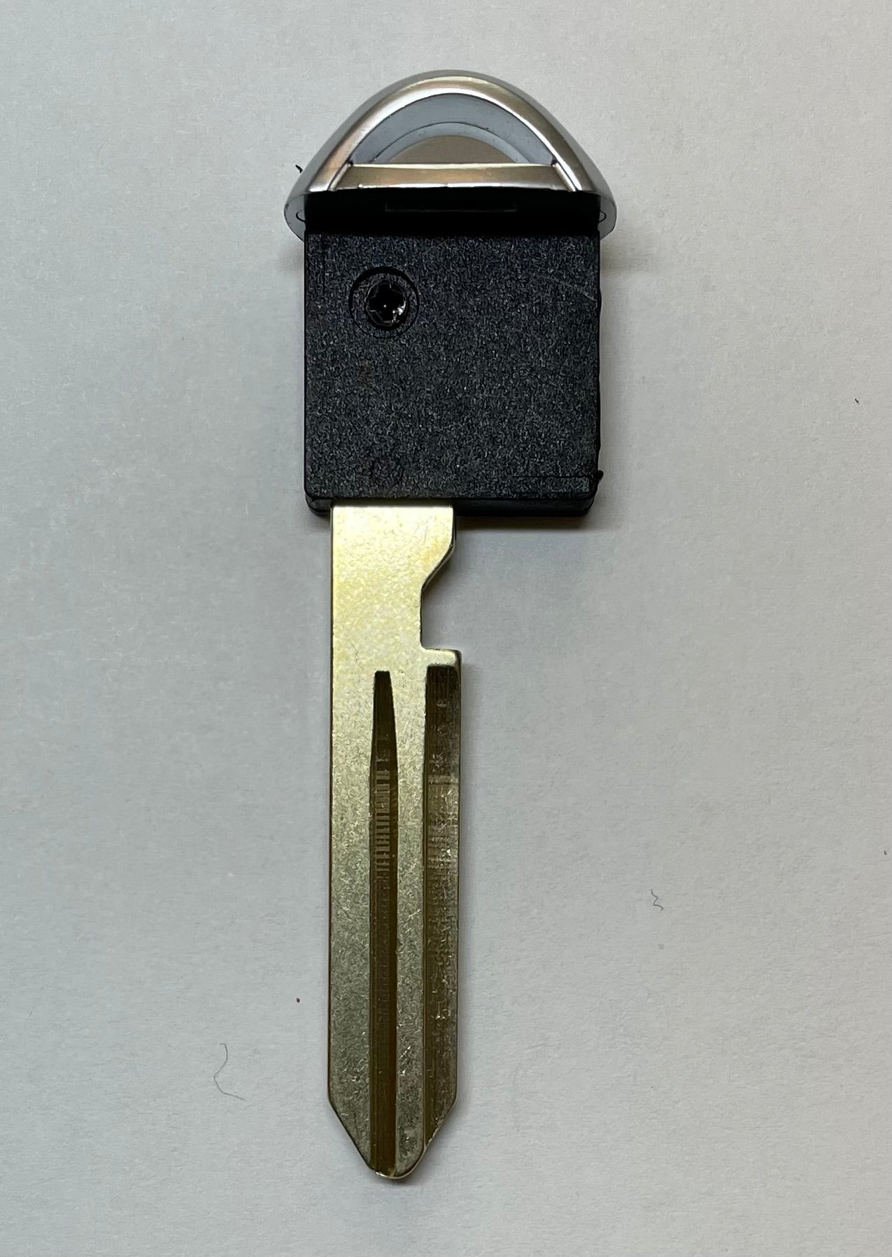 Nissan, Infinity 2006-2020 - Emergency Key with Chip - Chip: PHILIPS ID 46 (AFTERMARKET) - SKU: EKB-NIS-NI06CHIP